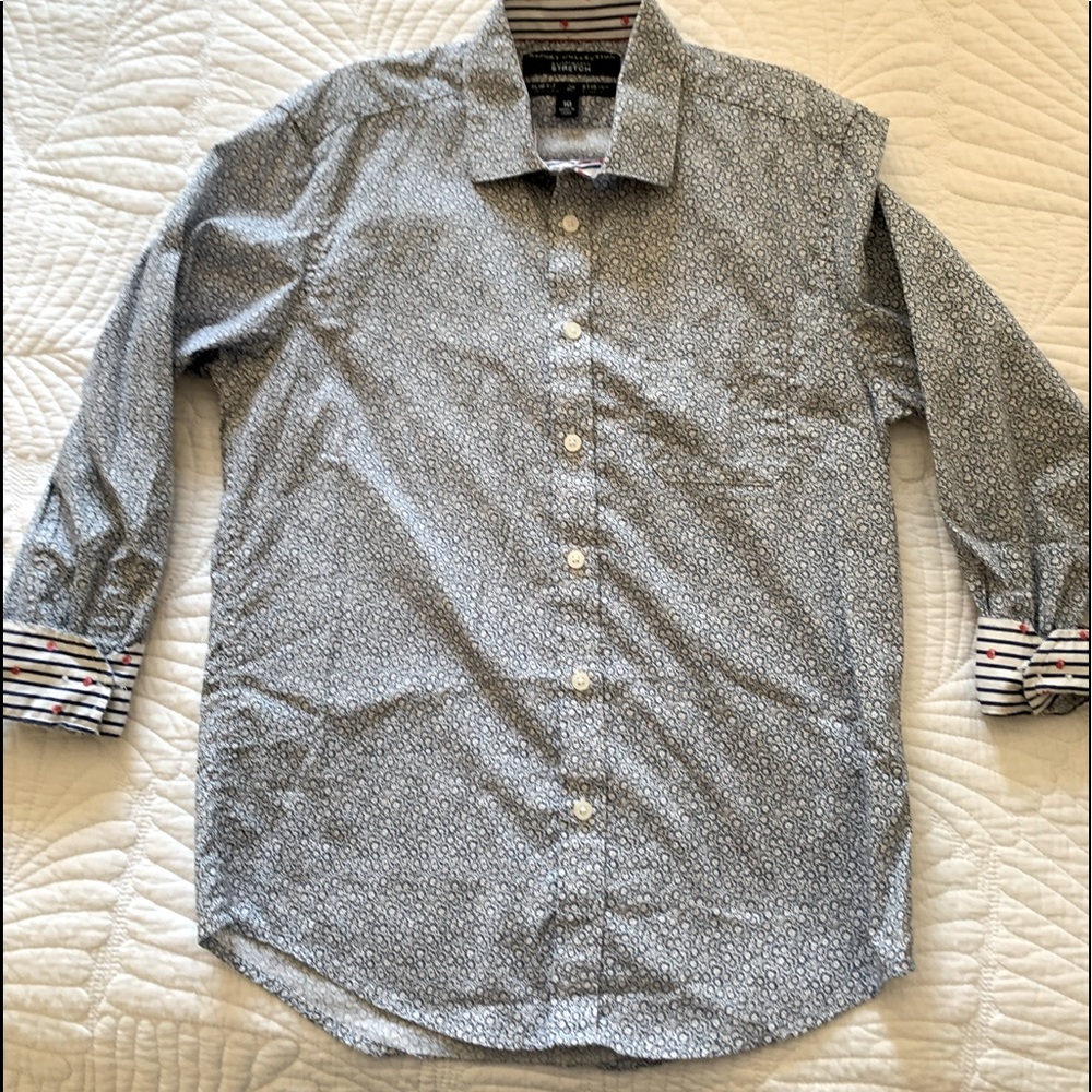 Report Collection Boys Button Down Shirt with Folded Over Cuffs. Slim fit.